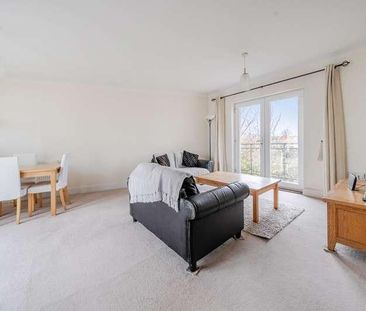 Bridge Wharf, Chertsey, KT16 - Photo 2