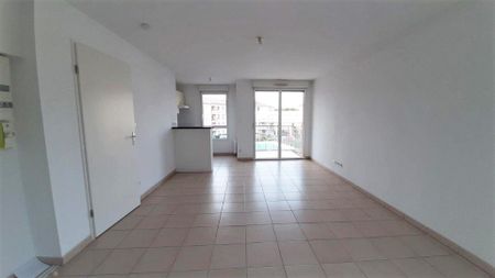 location Appartement T2 DE 46.63m² À GRENADE SUR GARONNE - Photo 5