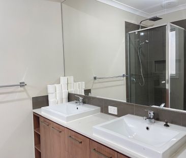 Comfort Has Never Looked This Good! - Photo 1