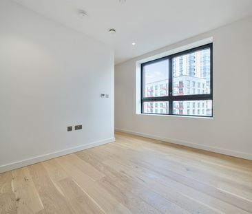 Available from 19/12/2025 - Studio, Furnished - Photo 3