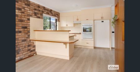 Coastal Convenience Meets Effortless Living - Photo 2