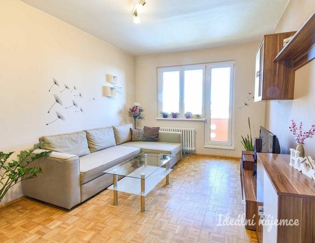 Pronájem bytuRenting an apartment 2+1, 52 m2 - Photo 1