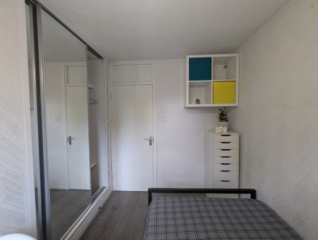 18 Hind Grove – Room 2 - Photo 4
