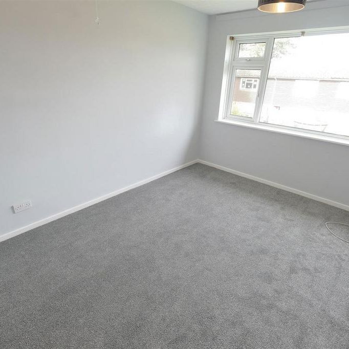 1 bedroom semi-detached house to rent - Photo 1