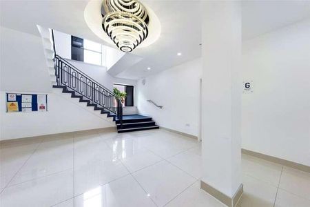 The Boulevard, Crawley, West Sussex, RH10 - Photo 3