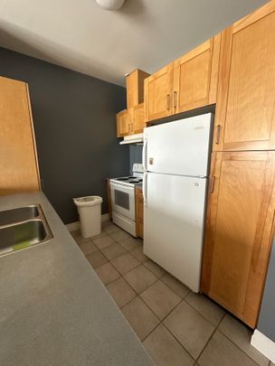 For Lease - 44 Bond Street Unit# 904, Oshawa, Ontario - Photo 1