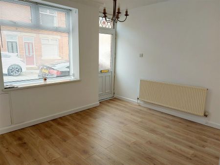 3 bedroom End of terrace house to rent - Photo 5