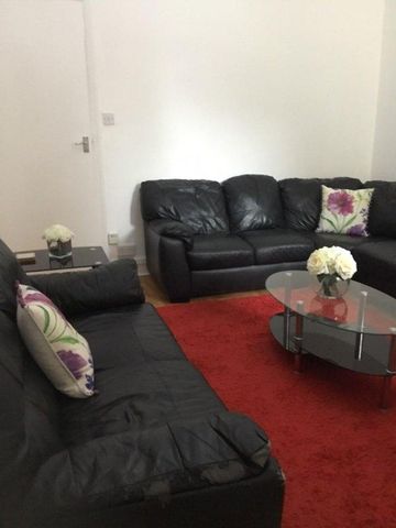 5 bedroom house share to rent - Photo 2