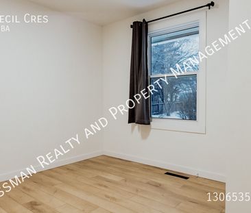 3 Bed, 1 Bath FULL HOUSE W/ Garage & Carport located in Rosemont - Photo 1
