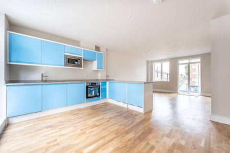 2 bedroom flat to rent - Photo 3