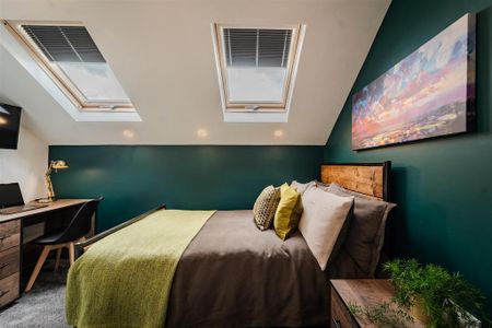 1 bedroom in a house share to rent - Photo 2