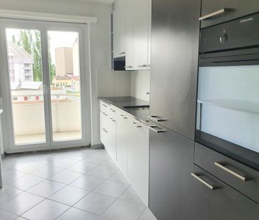 Traumwohnung mit viel Platz - 4.5 Zimmer & 2 Balkone - Photo 3