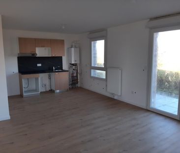 location Appartement T4 DE 78.82m² À LENS - Photo 2