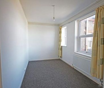 2 bedroom property to rent in Colwyn Bay - Photo 3