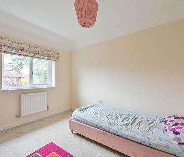 Jopling Road, Bisley, GU24 - Photo 4