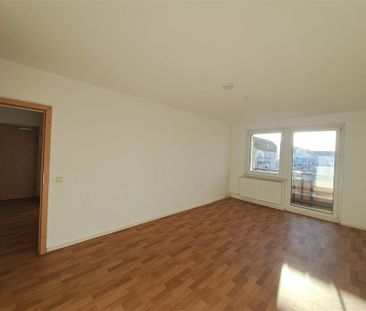 Schöne 3-Raumwohnung mit Balkon - Foto 3