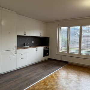 À louer : Appartement 2 pièces à Corsier-sur-Vevey - Photo 2