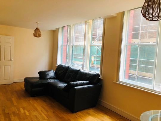 2 Bed Flat, Hilton Street, M1 - Photo 1