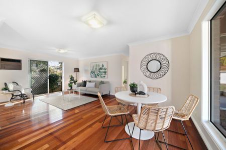 Comfortable Single-Level Villa in a Convenient Epping Location - Photo 2