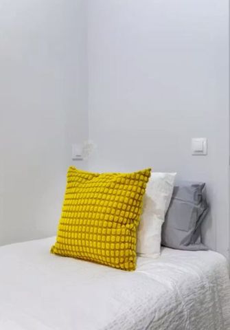 Calle de Santa Cruz de Marcenado, Madrid, Community of Madrid 28015 - Photo 2