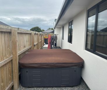 Modern and Spacious 3-Bedroom Home in Aranui - Photo 6