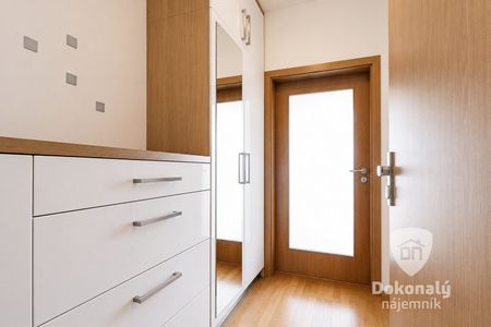 Pronájem bytu 3+kk 71 m² - Фото 5