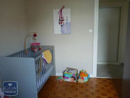 Appartement à louer 4 pièces 76.24m² - Photo 3