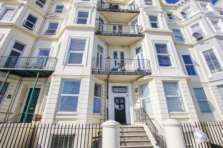 The Promenade, Eversfield Place St Leonards-On-Sea TN37 6BZ - Photo 4