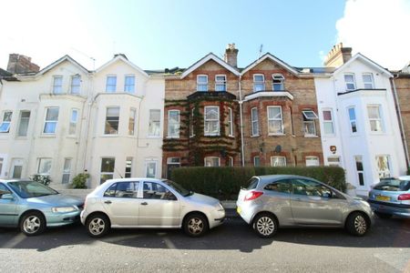 St Michaels Road, Bournemouth, - Photo 4