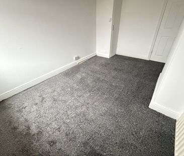 Craven Road - Photo 2