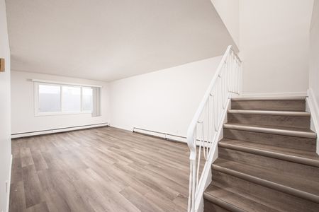 Pioneer Apartments - Photo 2