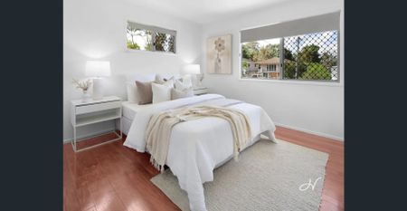 CLASSIC HIGHSET CHARM WITH VERSATILE EXTRA SPACE - Photo 4