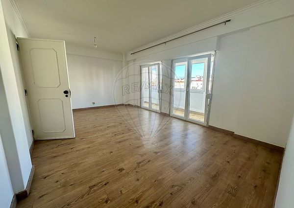 Apartamento T3 em Lisboa