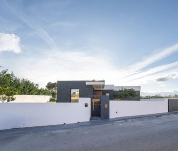 Linda Vista Baja, San Pedro de Alcantara, Andalusia 29660 - Photo 2