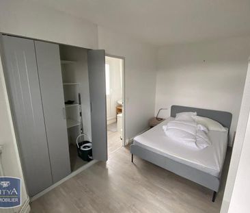 Location Appartement 1 pièce 50m² AGEN 47000 - Photo 3