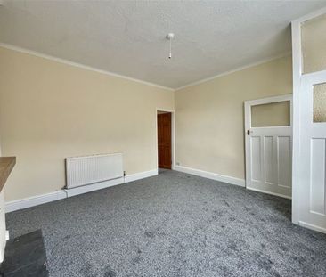 Cambridge Road, Lostock, Bolton - Photo 1