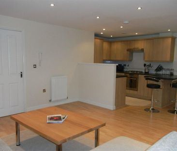 2 bedroom apartment to rent - Photo 2