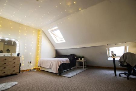 5 bedroom house to rent - Photo 4