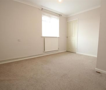 2 bedroom maisonette to rent - Photo 1