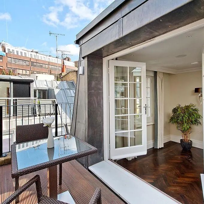 3 bedroom maisonette in Belgravia - Photo 1