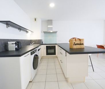 Location Appartement 3 pièces 69m² - Photo 6