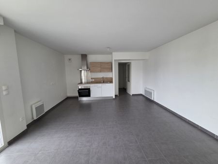 Location Appartement 1 pièce 36m² REIMS 51100 - Photo 3