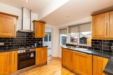 Mayfield Road, Grappenhall, Warrington, Cheshire, WA4 - Photo 5