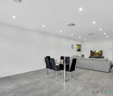 52 Tower Street, Thornhill Park, Vic 3335 - Photo 3