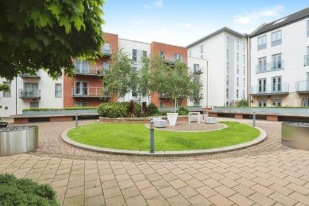 1 bedroom Flat To Let - Photo 5