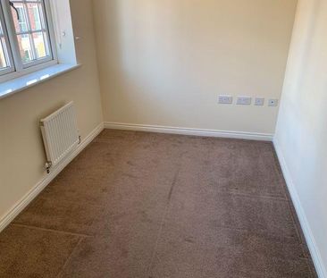 3 bedroom detached house to rent - Photo 4