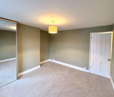 2 bedroom property to rent - Photo 3