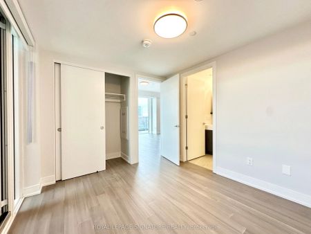 664 Spadina Avenue #901 - Photo 4