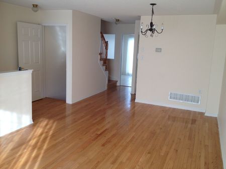 For Lease - 4950 Albina Way Unit# 175, Mississauga, Ontario - Photo 2