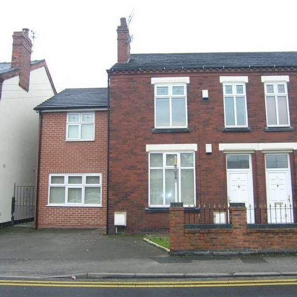 Culcheth, WA3 - Photo 1